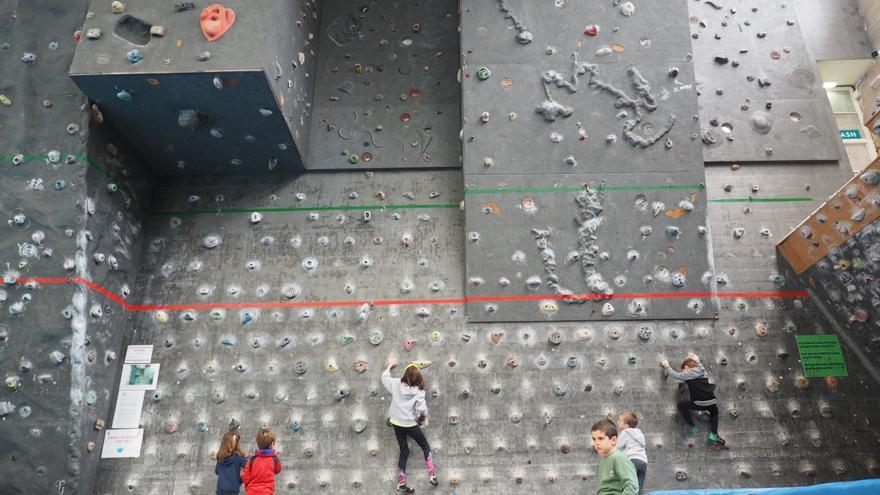 La integración del Patronato Municipal de Deportes en el organigrama del Ayuntamiento marca el pleno de Elgoibar