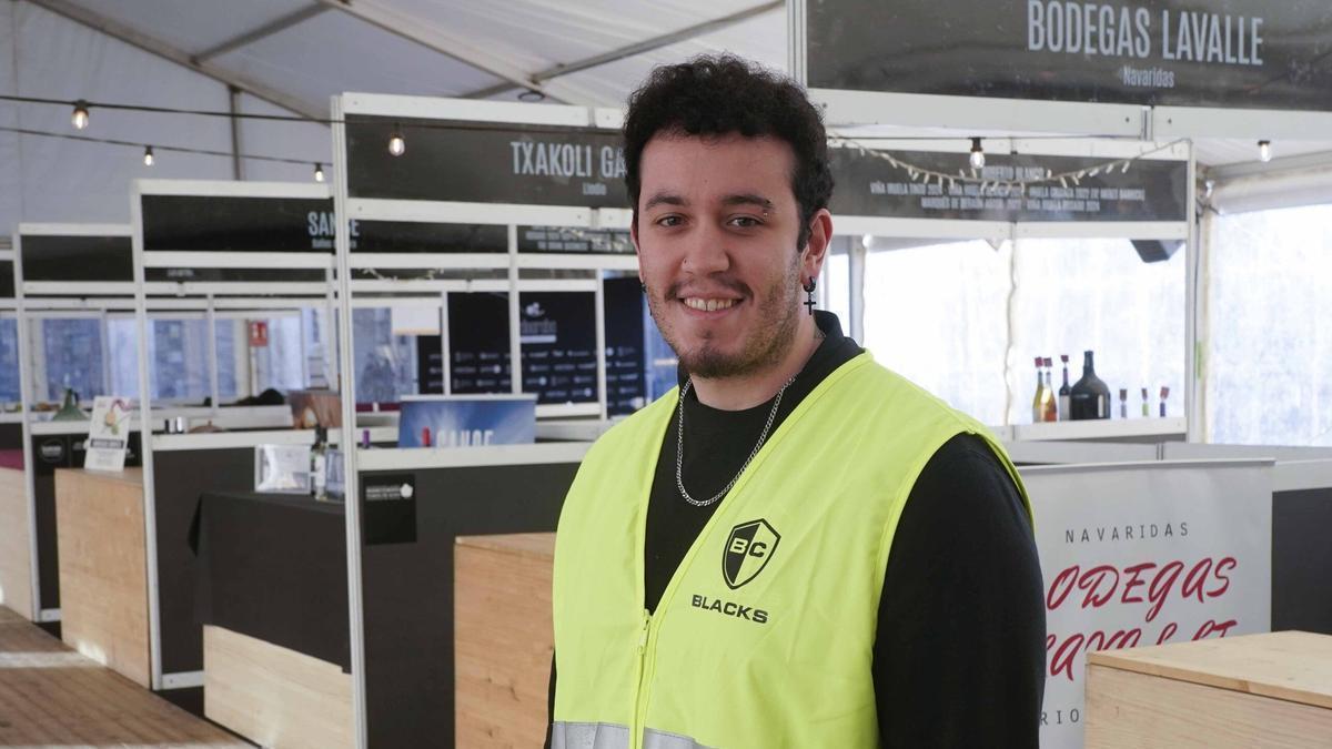 A Yerai le pilló el terremoto en su casa de Salburua, descansando en la cama, tras una dura jornada de trabajo en Ardoaraba.