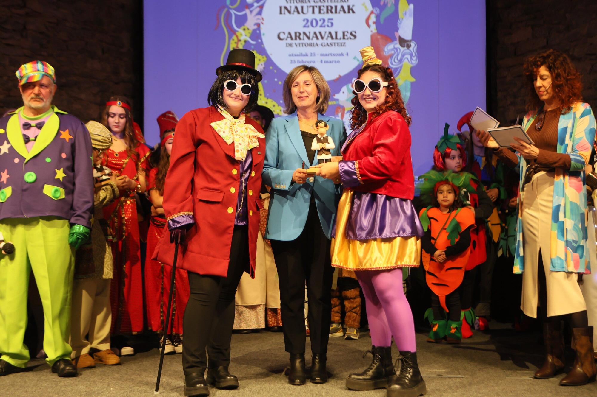 En imágenes: Presentación de Carnaval de las comparsas en el Palacio Villa Suso
