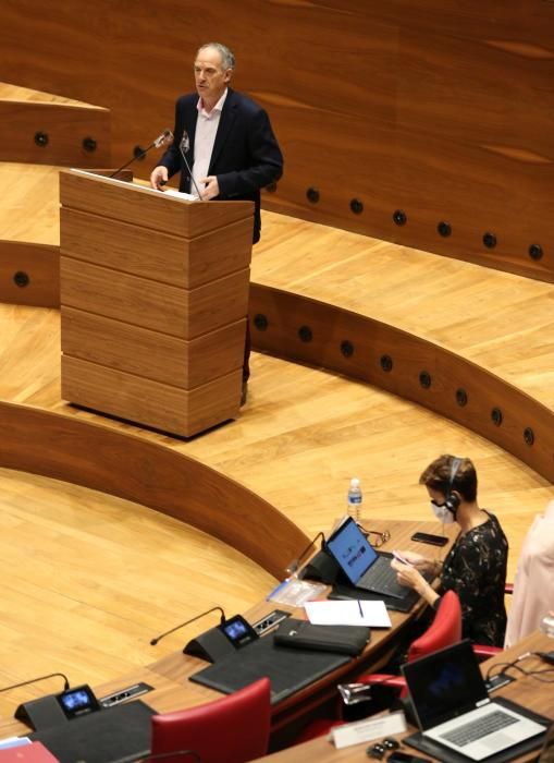 Pleno del Parlamento de Navarra sobre el Covid-19
