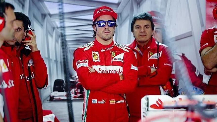 Alonso: &quot;Si seguimos con este coche carrera tras carrera perderemos puntos&quot;