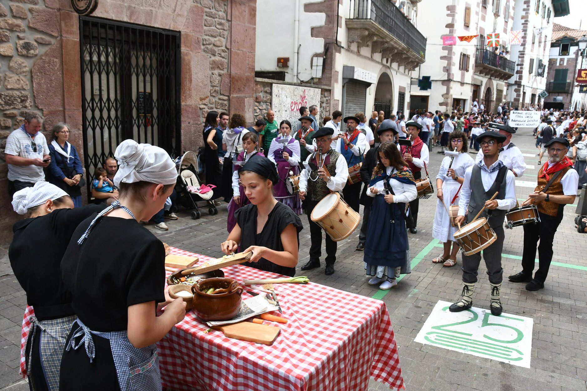 15 pueblos unidos en el Baztandarren Biltzarra