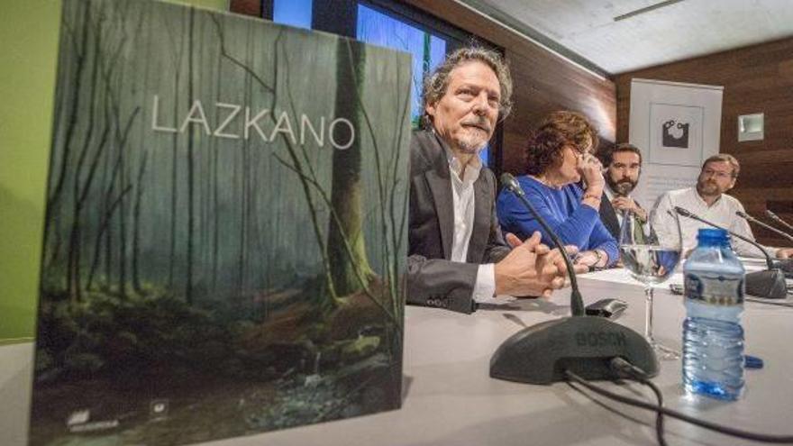Presentación del libro &#039;Lazkano&#039;, que aborda la obra de Jesus Mari Lazkano.