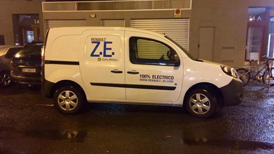 Furgoneta eléctrica.
