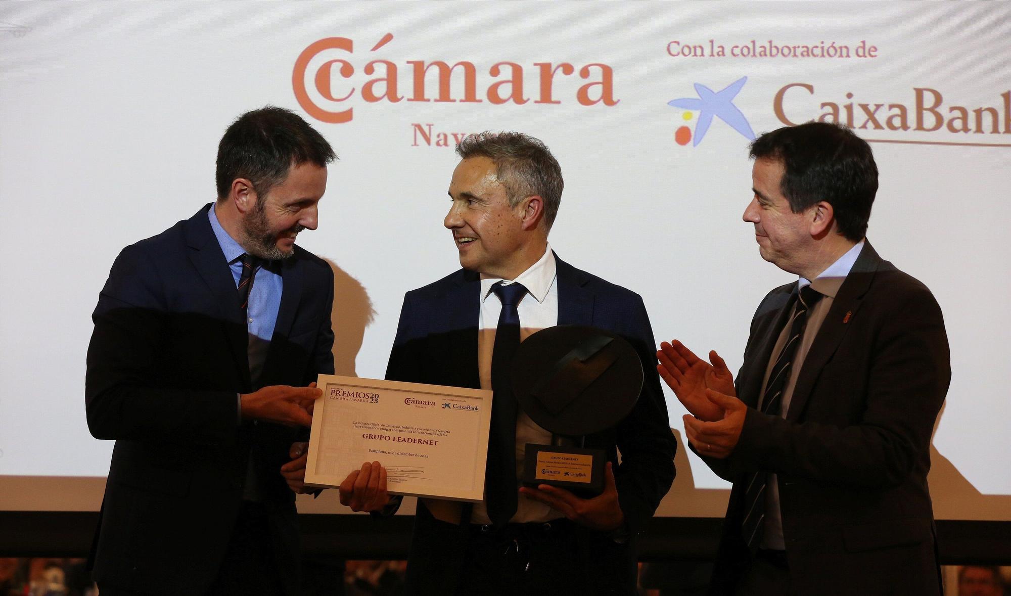 Fotos de la entrega de los Premios Cámara Navarra 2025