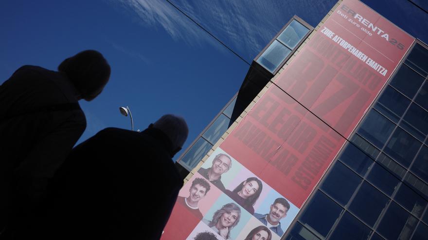 Más de 15.000 vizcainos presentan su declaración de Renta en las primeras 12 horas de campaña