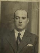 Julian Tubet Sainz de Ojer. Comisario del Batallón Disciplinario. Pena de muerte, conmutada por la de cadena perpetua