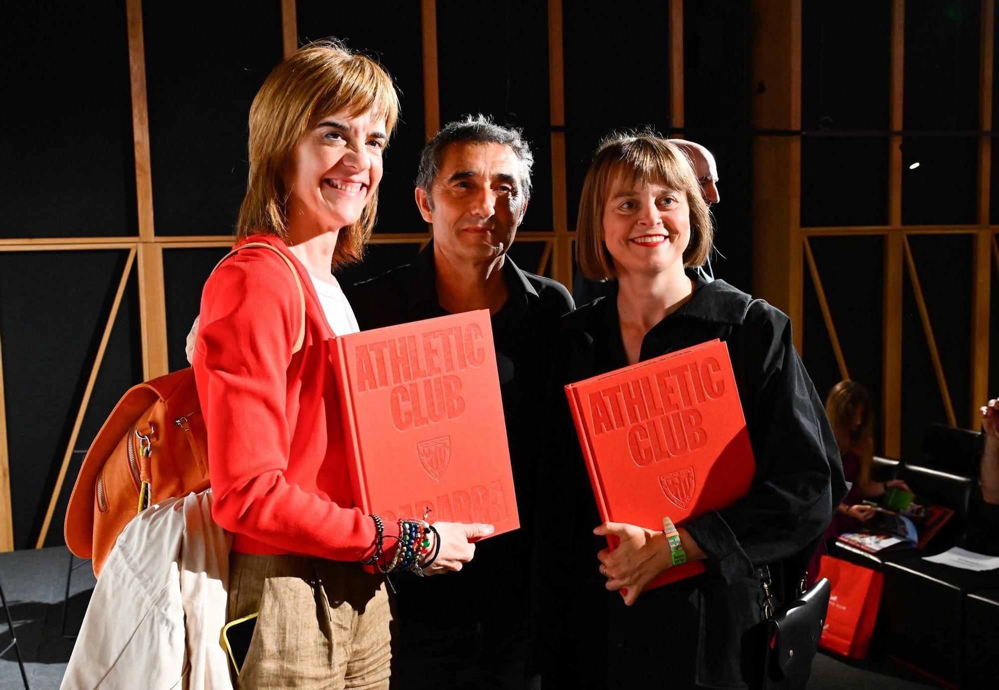 En imágenes: presentación del libro sobre la gabarra