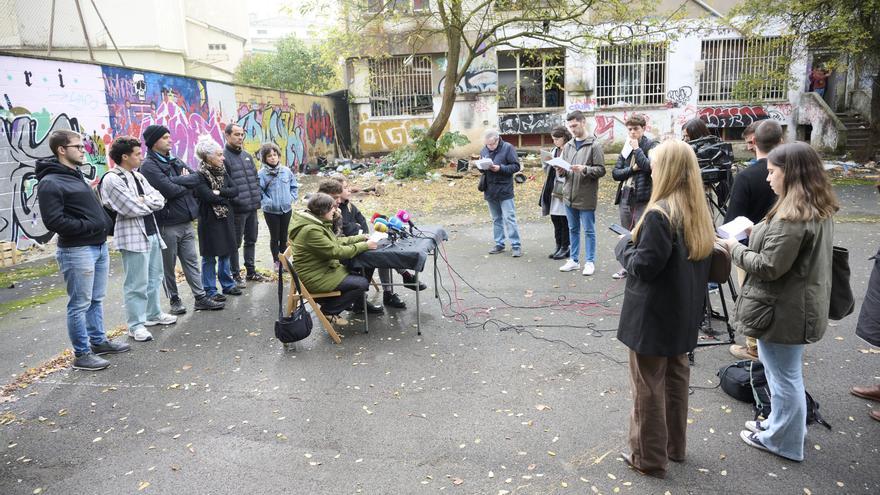 Colectivos de Pamplona proponen abrir al sinhogarismo edificios públicos vacíos