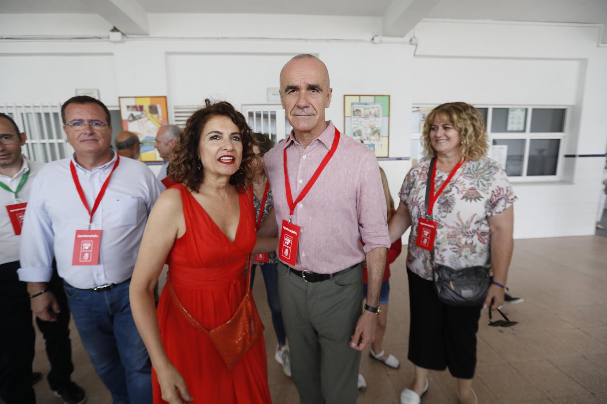 Abren los colegios electorales en Andalucía