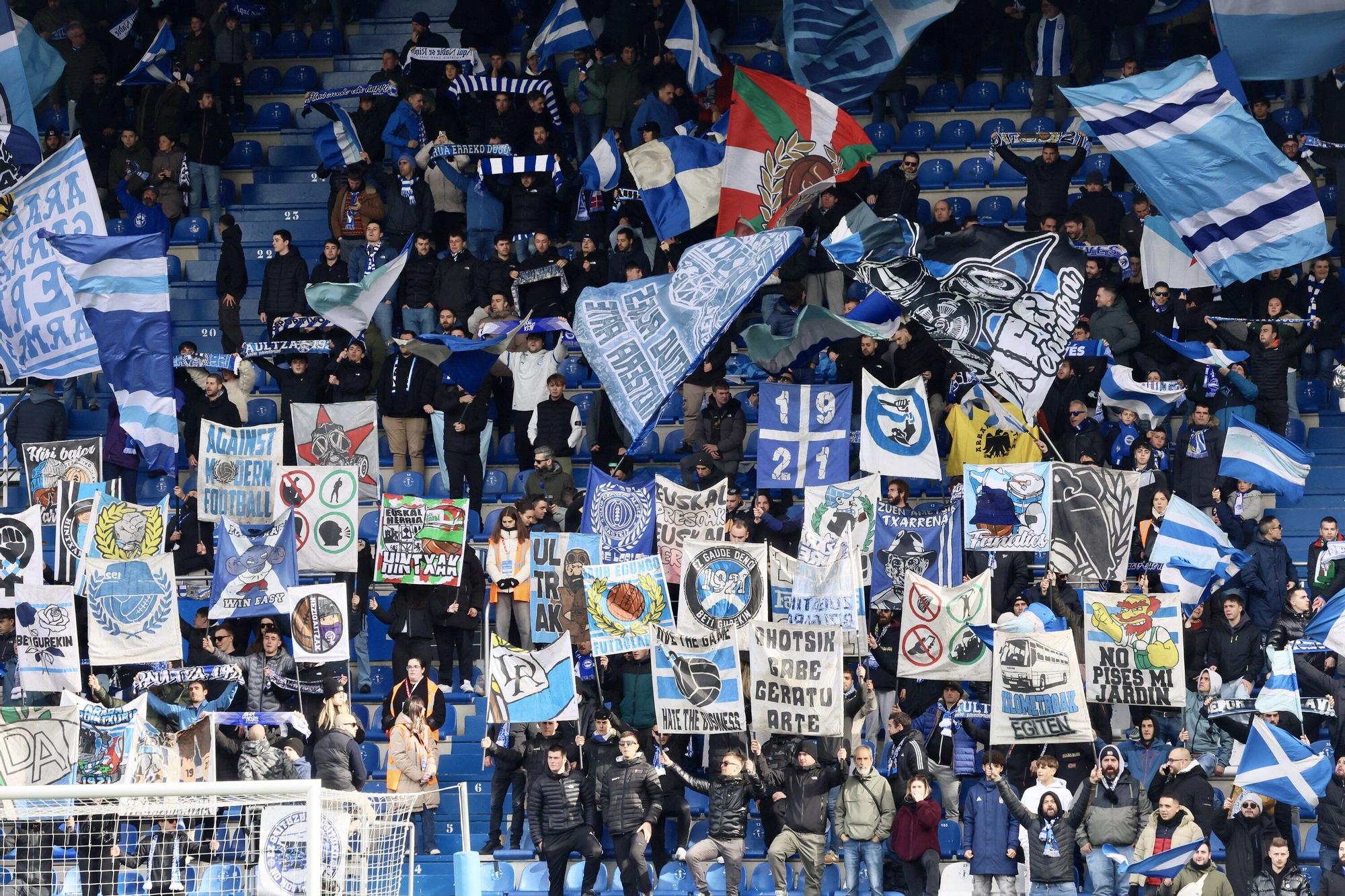 En imágenes: Ambientazo en el Alavés - Celta (¡Búscate en las fotos!)