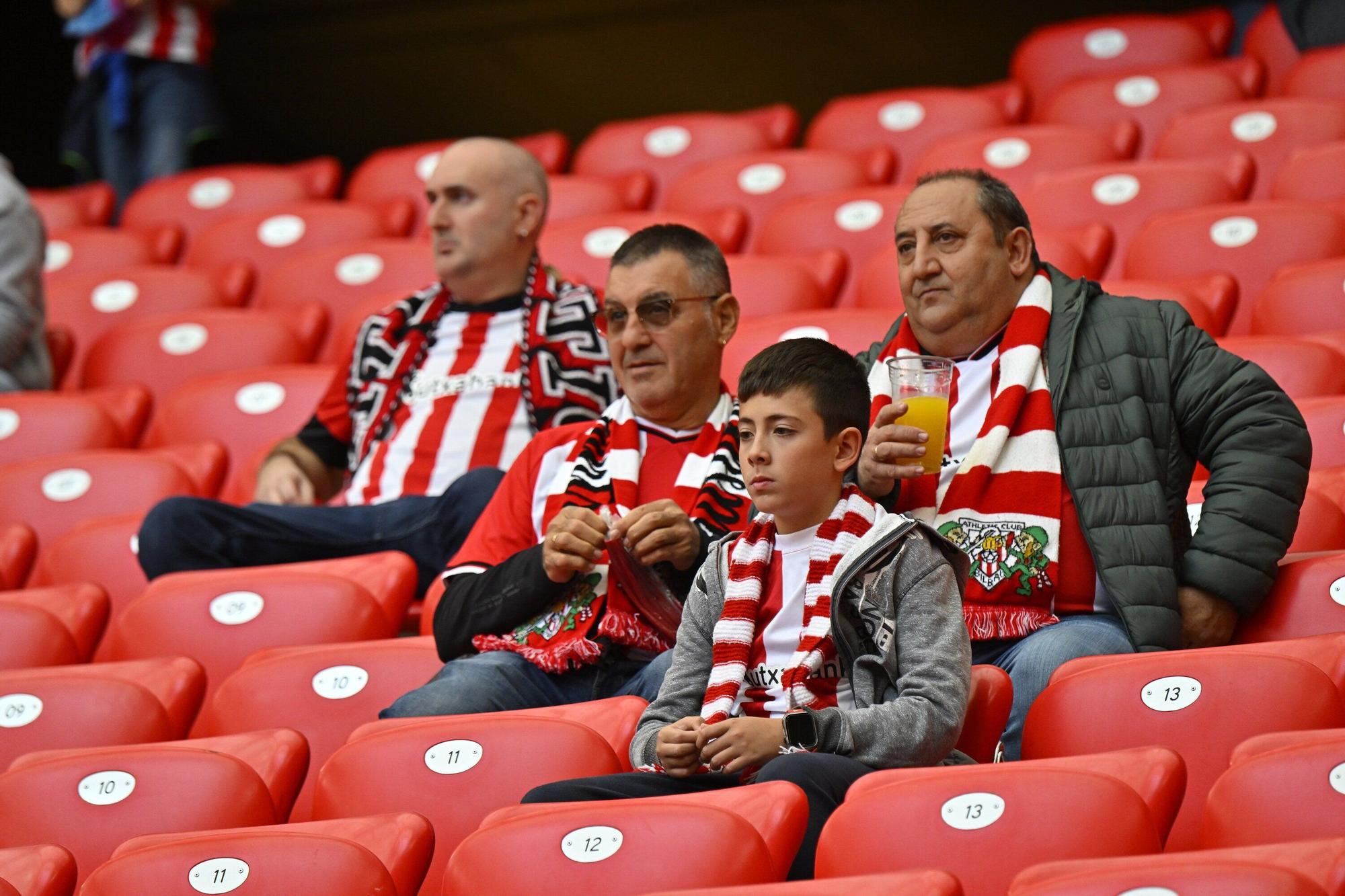 En imágenes: ¿Has estado en San Mamés viendo el Athletic-Real Oviedo? Búscate en nuestra galería