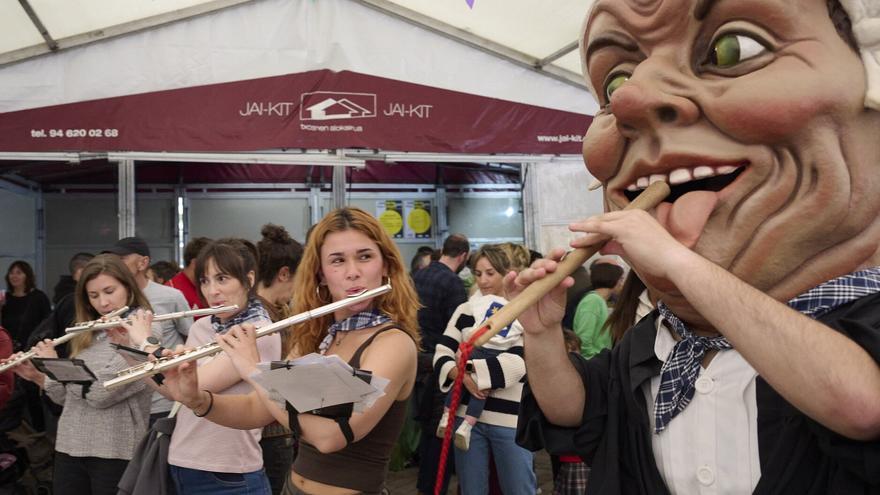 Pamplona inyecta 90.000 euros para financiar las fiestas y actividades populares de los barrios