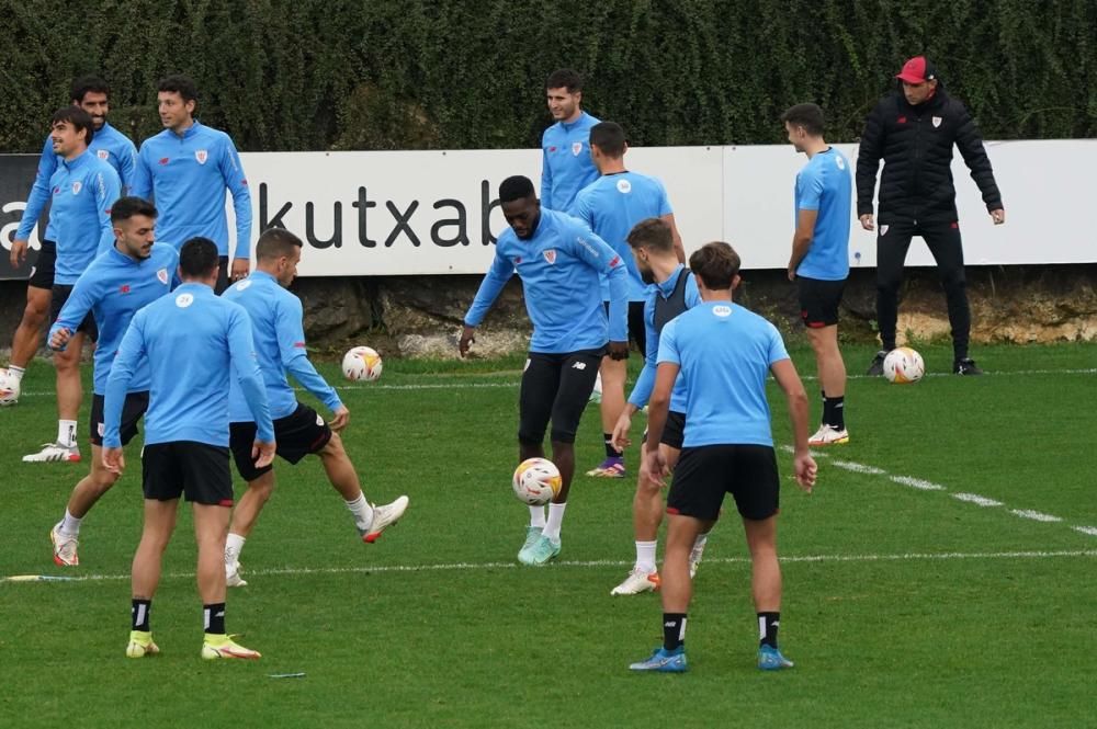 Entrenamiento del Athletic en Lezama.