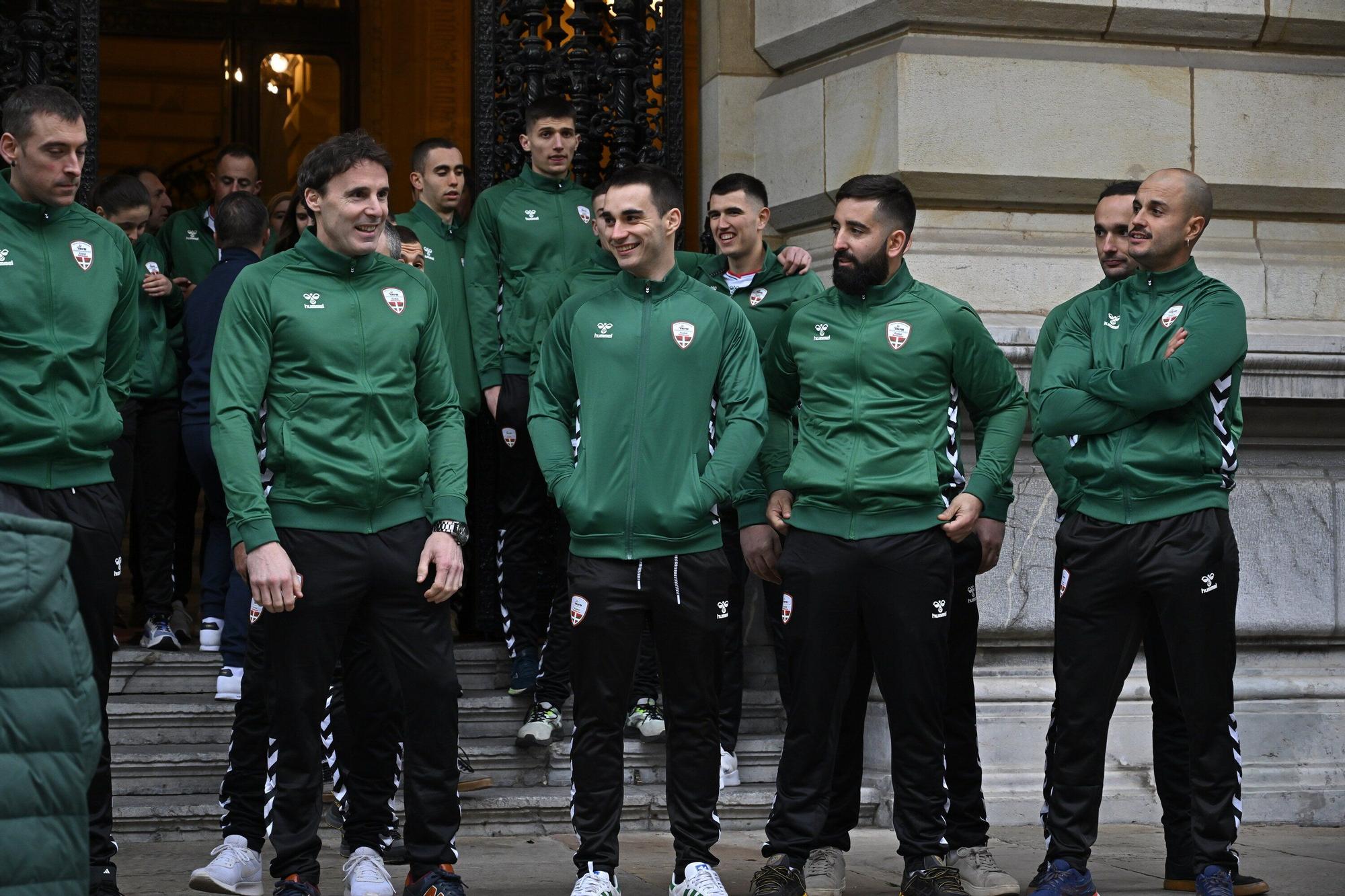 Recepción oficial a las delegaciones participantes de la Liga de Naciones por parte de las autoridades.