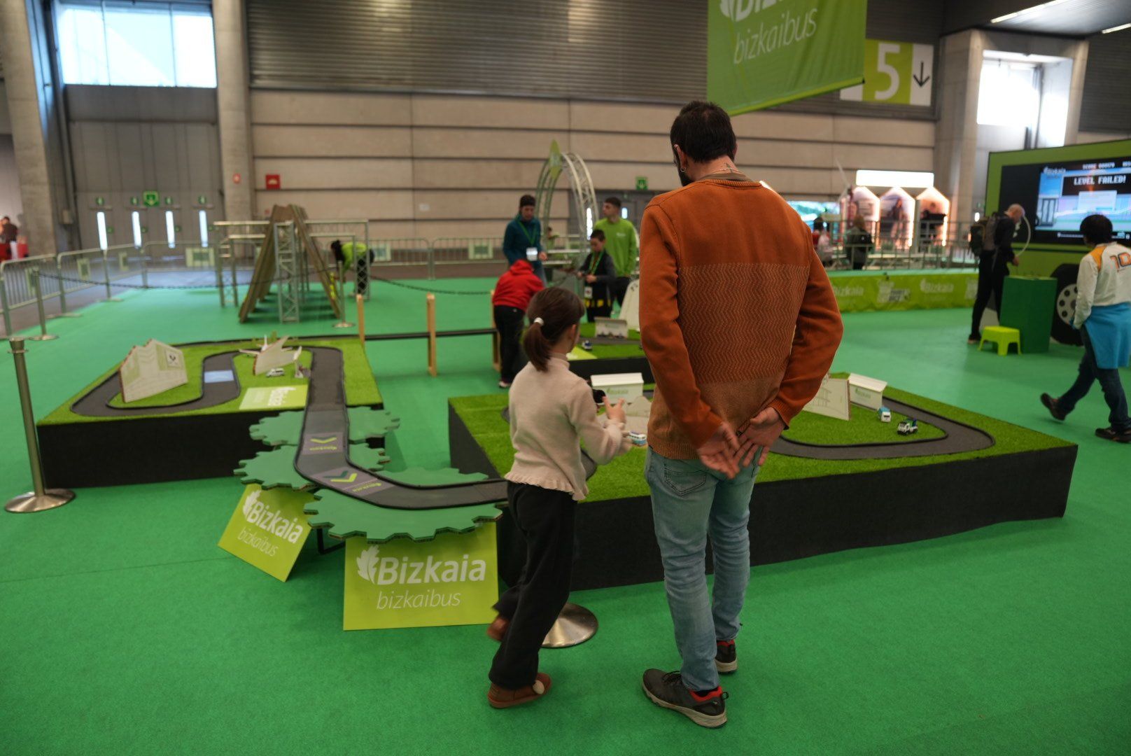 En imágenes: el PIN abre sus puertas en Barakaldo