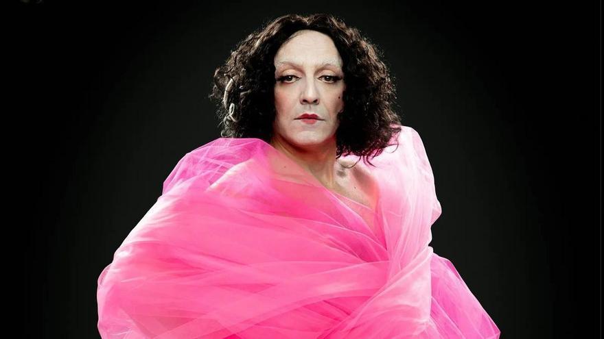 "El cabaret me permite hablar de tragedias desde un lugar de disidencia y encuentro"