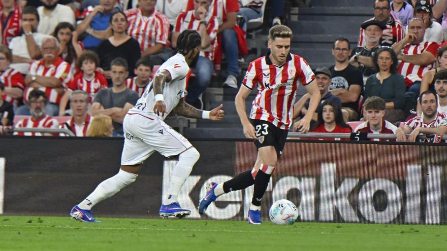 La asistencia de Robert Navarro desde el banquillo que acabó en gol