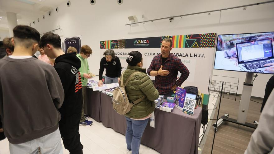 La feria de Formación Profesional de Álava llega al Palacio Europa