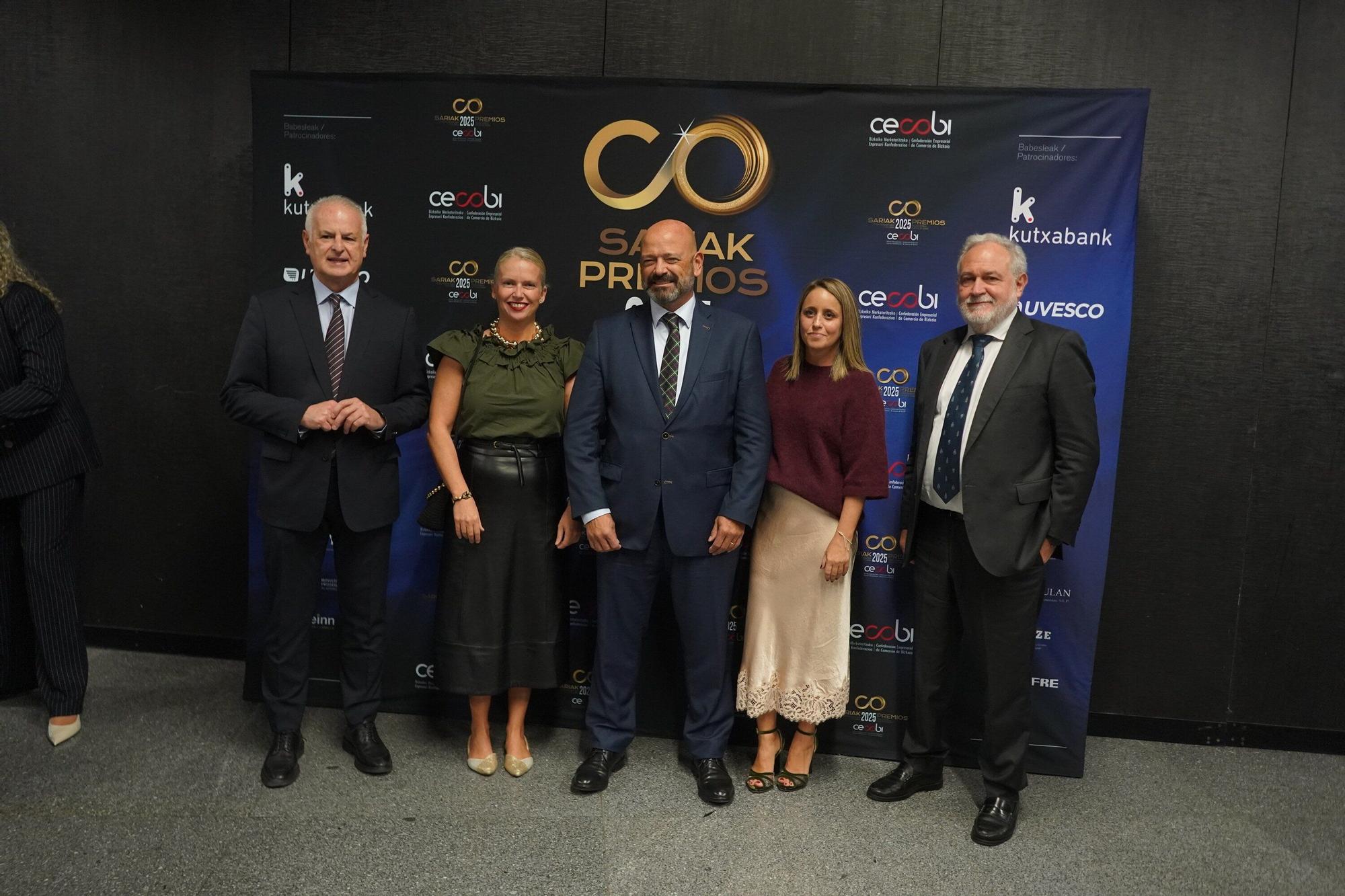 Fran Aspiazu, Ángela Fernández, Guillermo Buces, Marta Fernández y José Ignacio Zudaire.