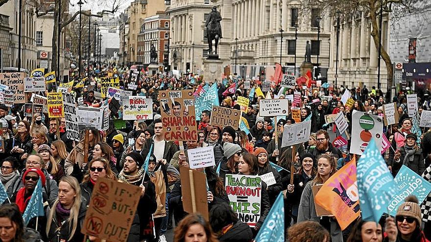 Las calles británicas fueron escenario de una de las mayores movilizaciones en una década.  | FOTO: EFE