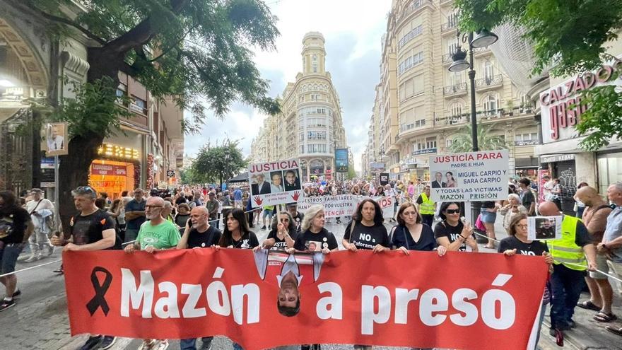 Una manifestación vuelve a exigir "el acta" de Mazón por su gestión en la dana: "Seguimos sin saber la verdad"