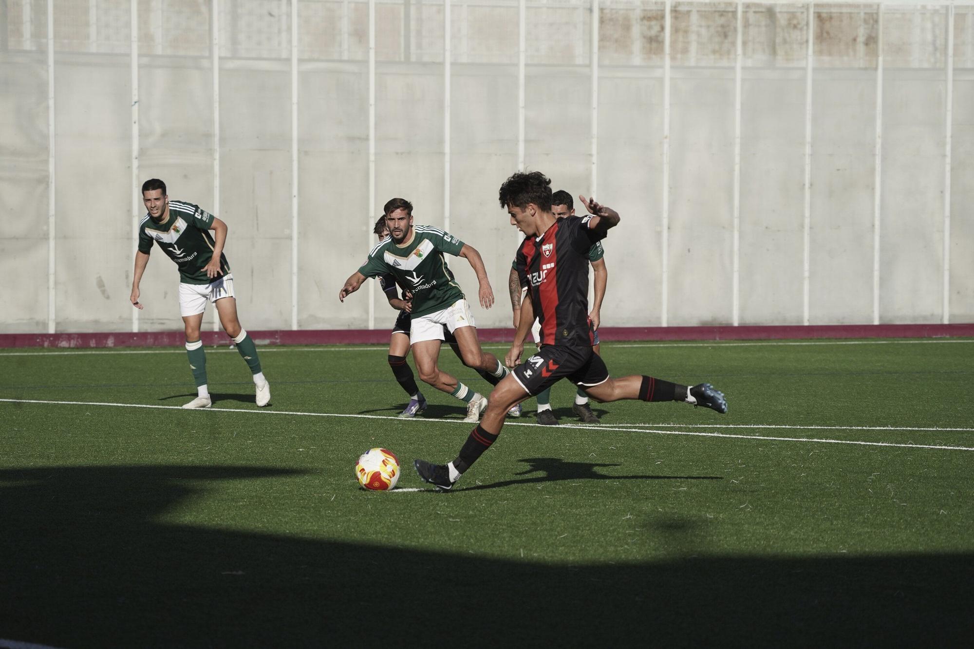 En imágenes: El Arenas no logra pasar del empate ante el Cacereño