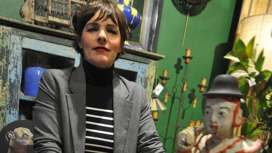 “Cada vez que viajo me pateo todos los mercadillos buscando antigüedades”