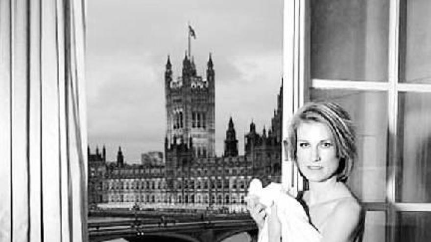 Bercow generó la polémica por esta instántanea con las Casas del Parlamento.