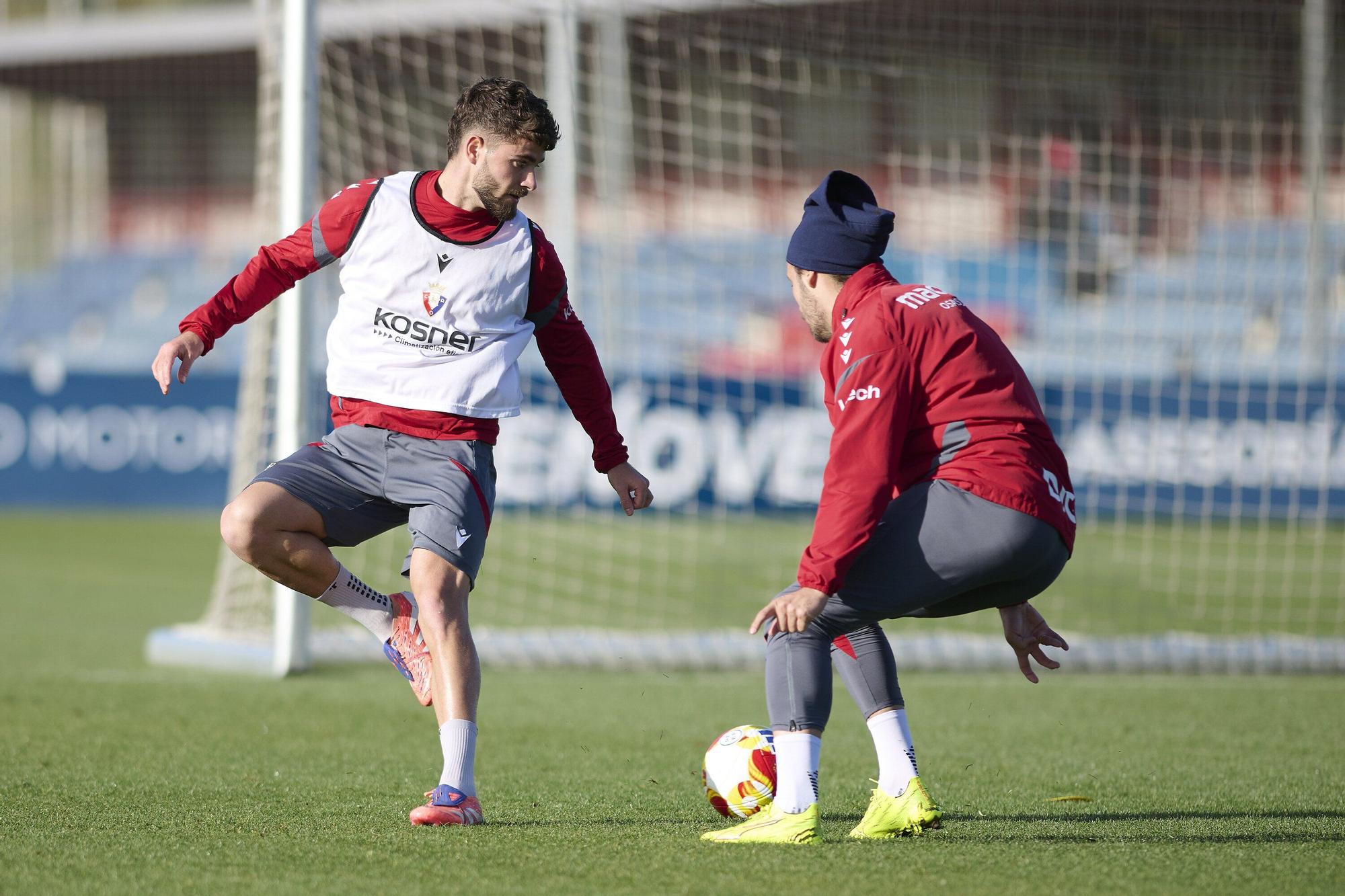 Fotos del entrenamiento de Osasuna (30 de noviembre de 2025)