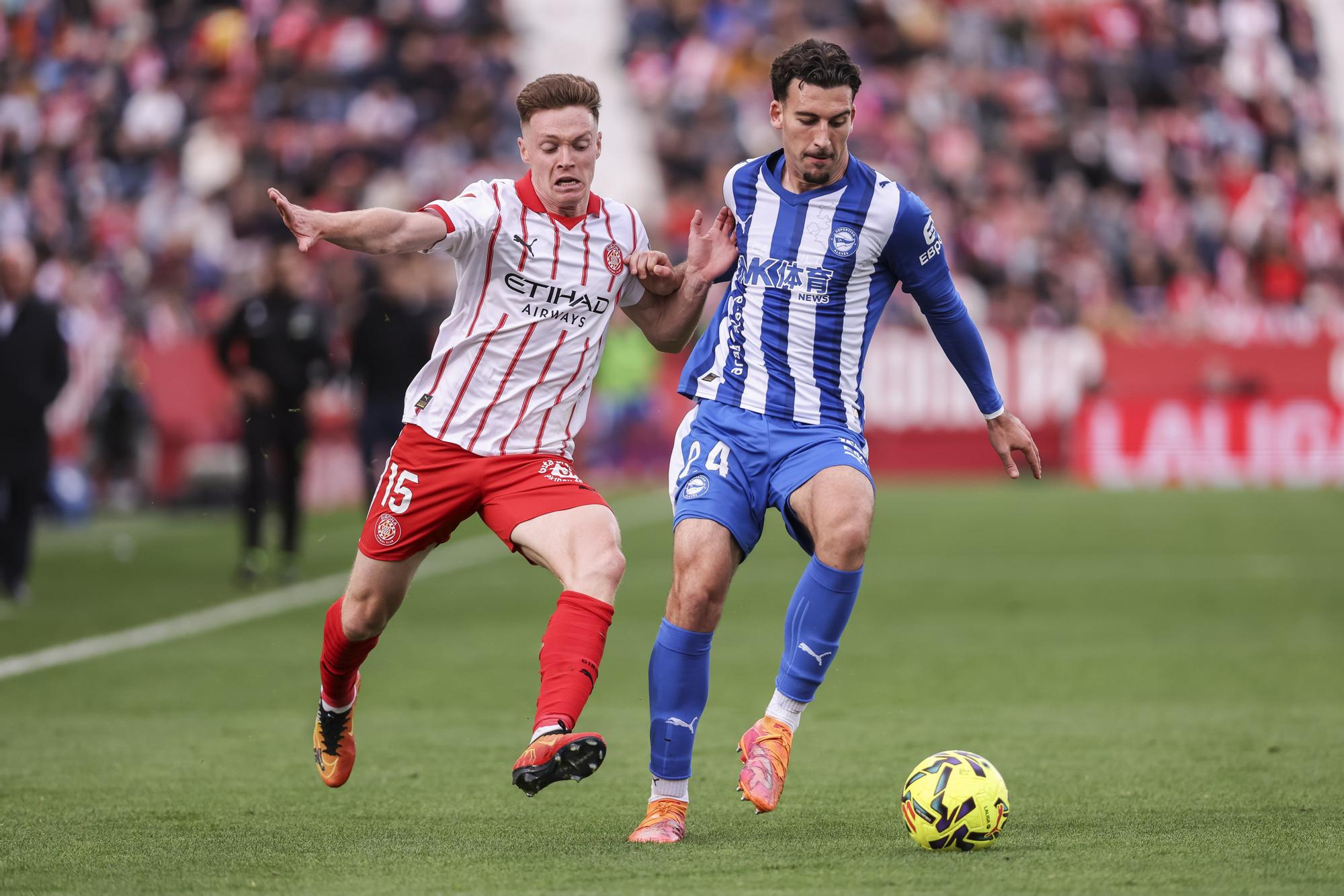 En imágenes: Todas las fotos del Girona FC - Alavés en el estadio Montilivi