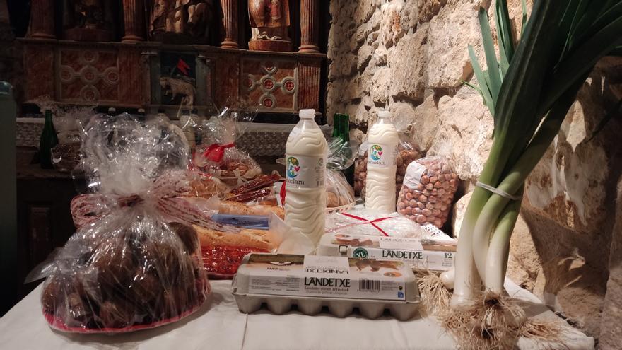 100 euros por las nueces y kiwis, la puja más alta en la subasta de Garai