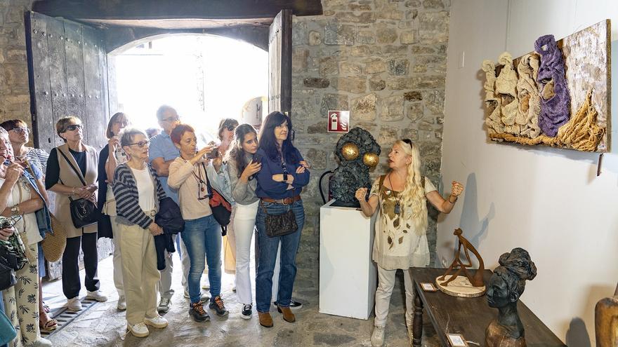Otsagabia, arte a cielo abierto y bajo el techo de Casa Koleto Etxe
