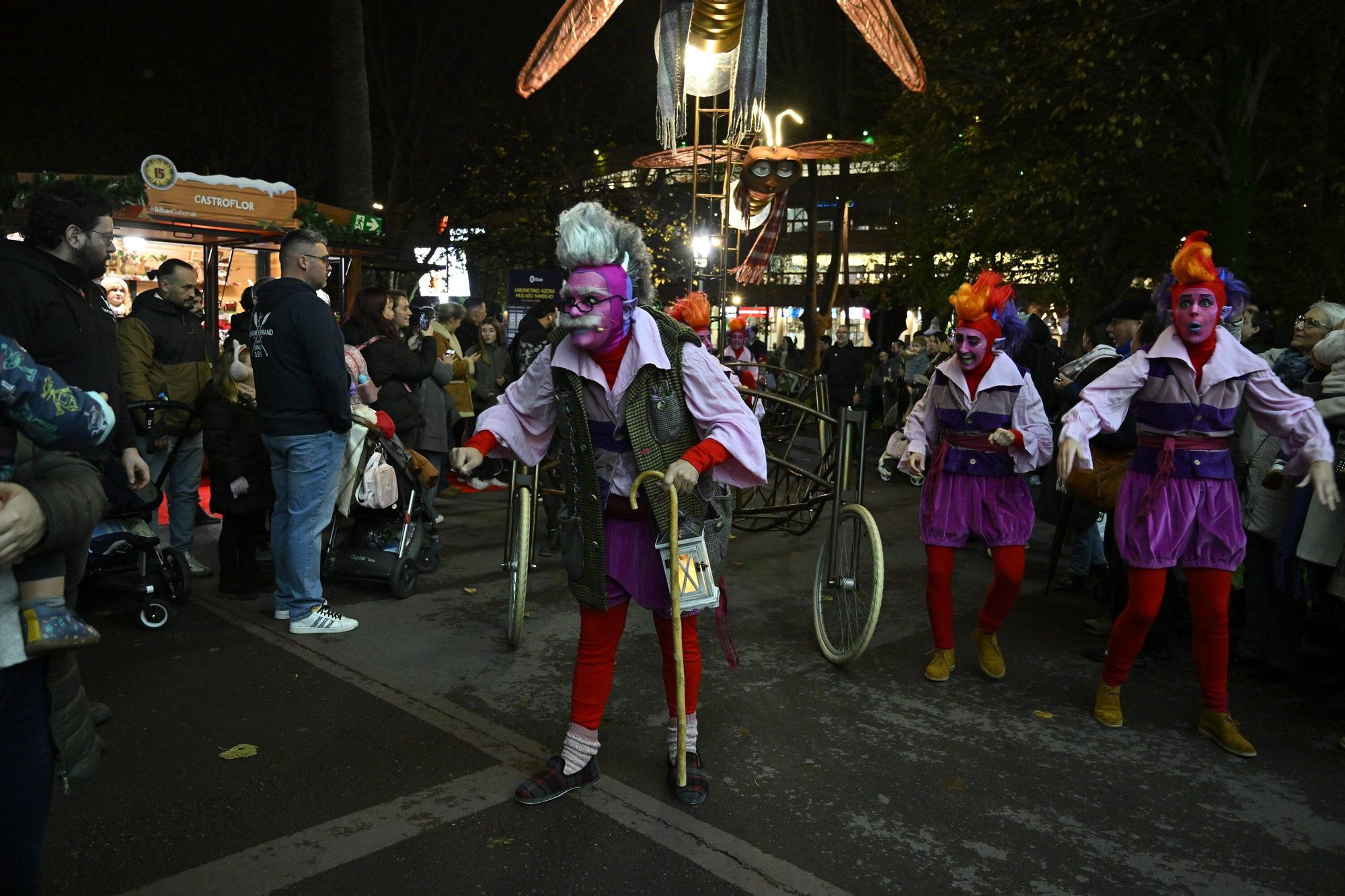 En imágenes: Luz, sonido y tradición, el mercado de Navidad de Bilbao abre sus puertas
