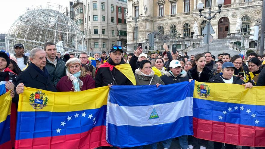 Concentraciones enfrentadas en Bilbao por la situación en Venezuela