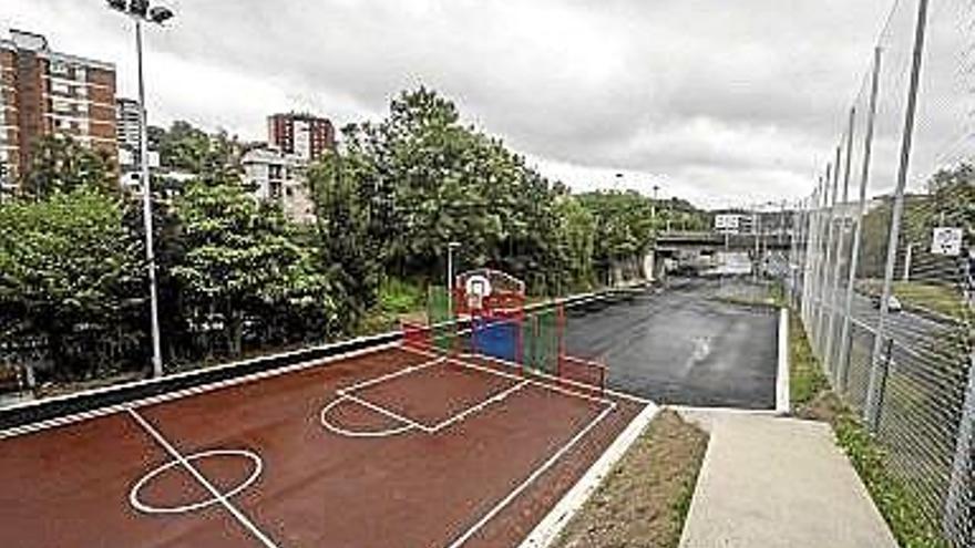 Herrera estrenará en breve canchas deportivas y un nuevo parking