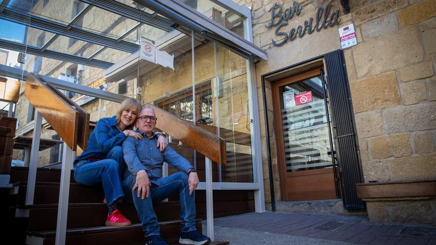 Una fiesta para celebrar los 60 años del bar Sevilla