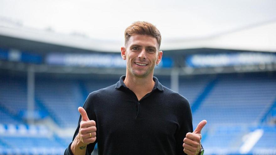 El Alavés oficializa el fichaje de Lucas Boyé