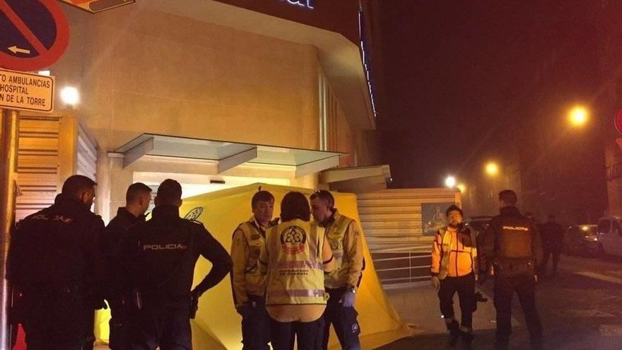 Muere un hombre de tres tiros en la espalda a las puertas de un hospital en Vallecas