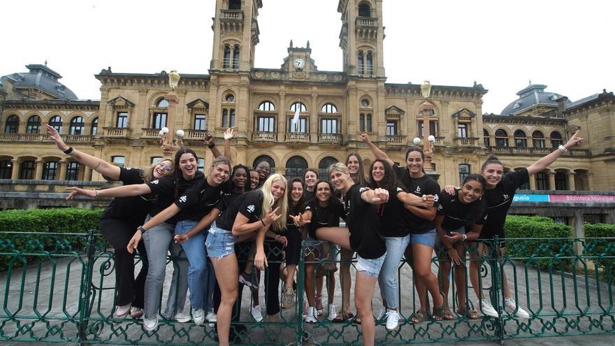La campeonas del Bera Bera encienden la fiesta