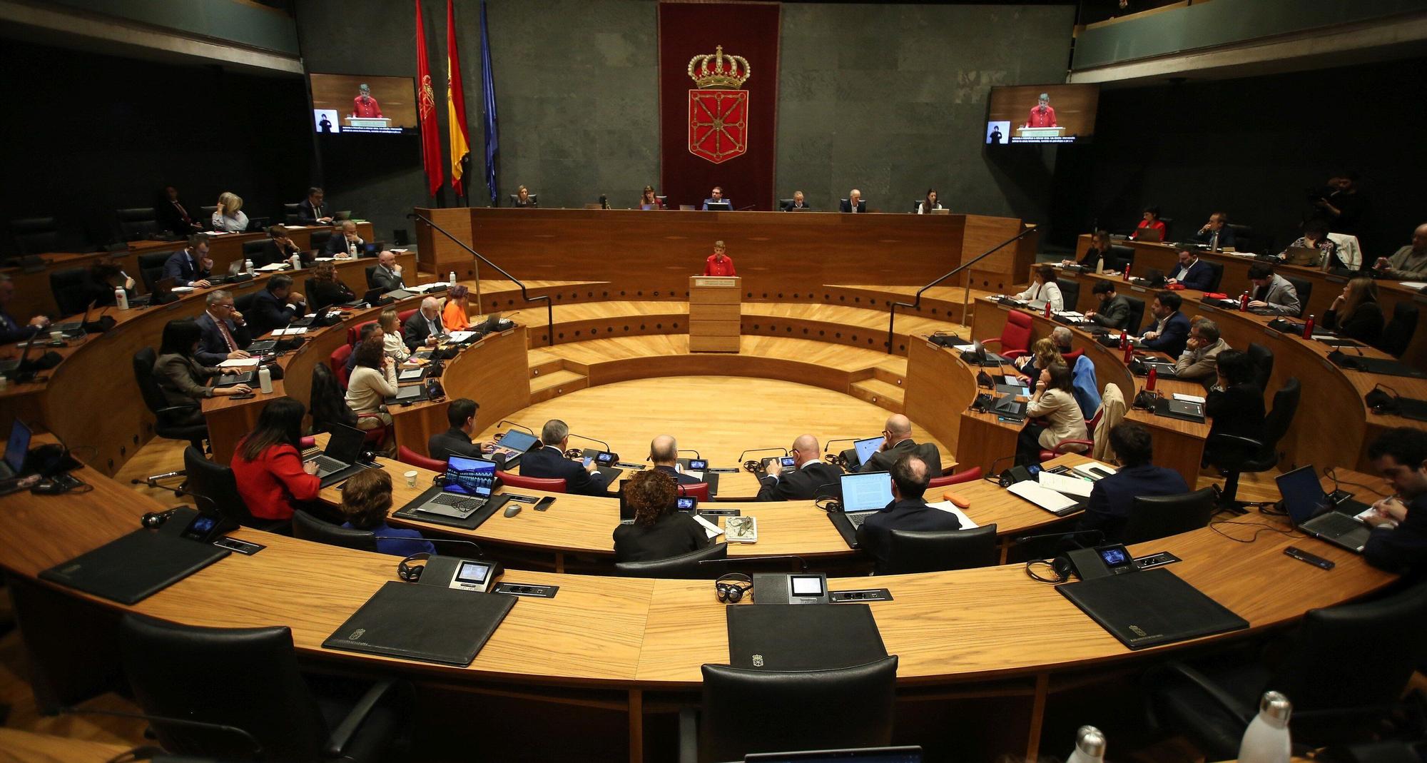 Fotos del debate del estado de la Comunidad foral de 2025