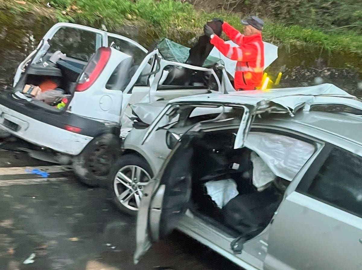 Fotos de la colisión en la N-121-B entre Oronoz y Arraioz