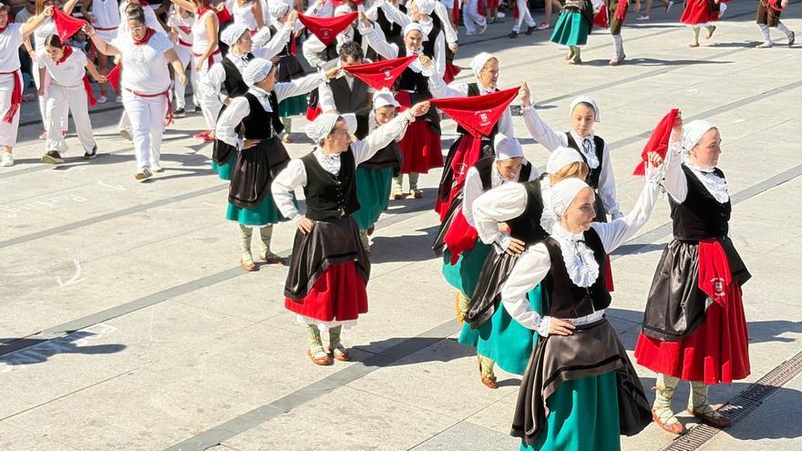 Estella celebra los 60 años de historia de Larraiza Taldea