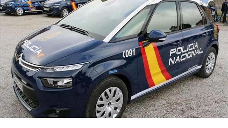 Un vehículo de la Policía Nacional.
