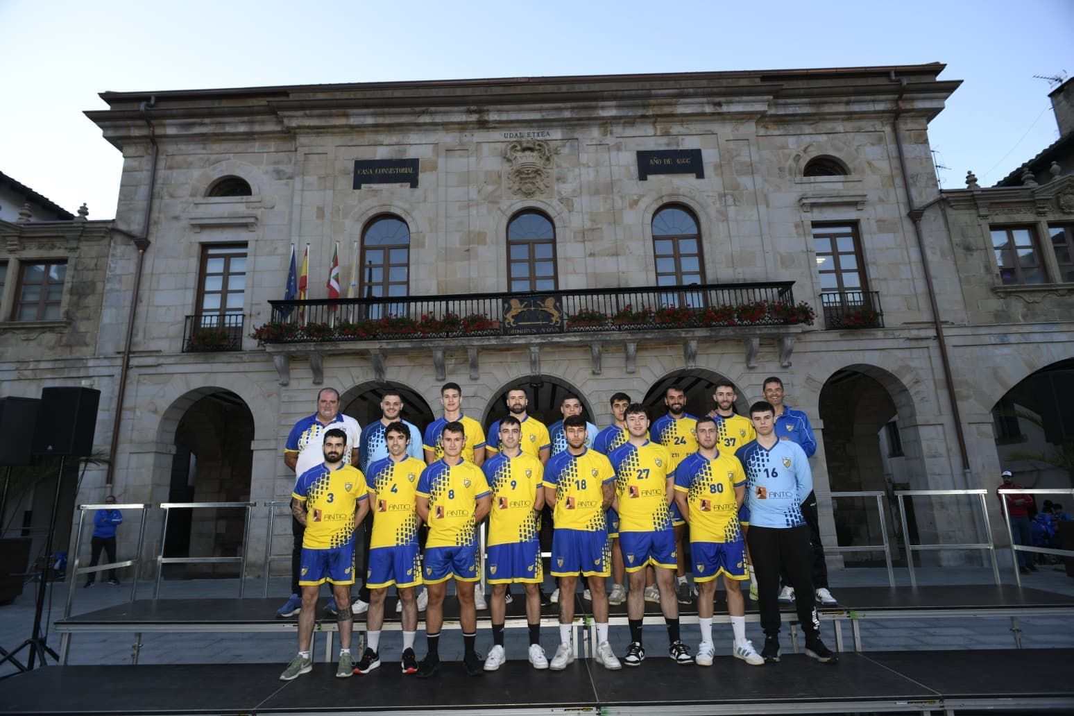 Presentación de los clubes deportivos de Urretxu y Zumarraga