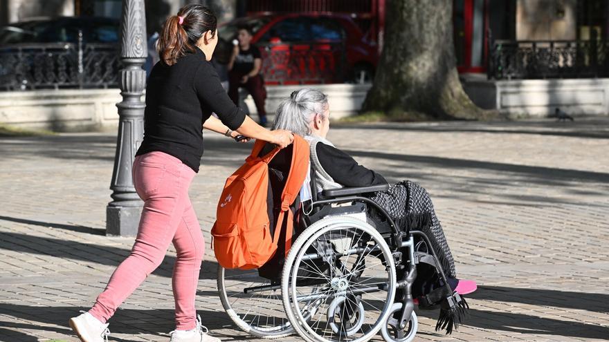 La ayuda máxima a dependientes con grado III se equiparará al SMI desde el 1 de julio