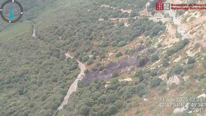 Controlado el incendio en el puerto de Etxauri que ha movilizado a bomberos y helicópteros
