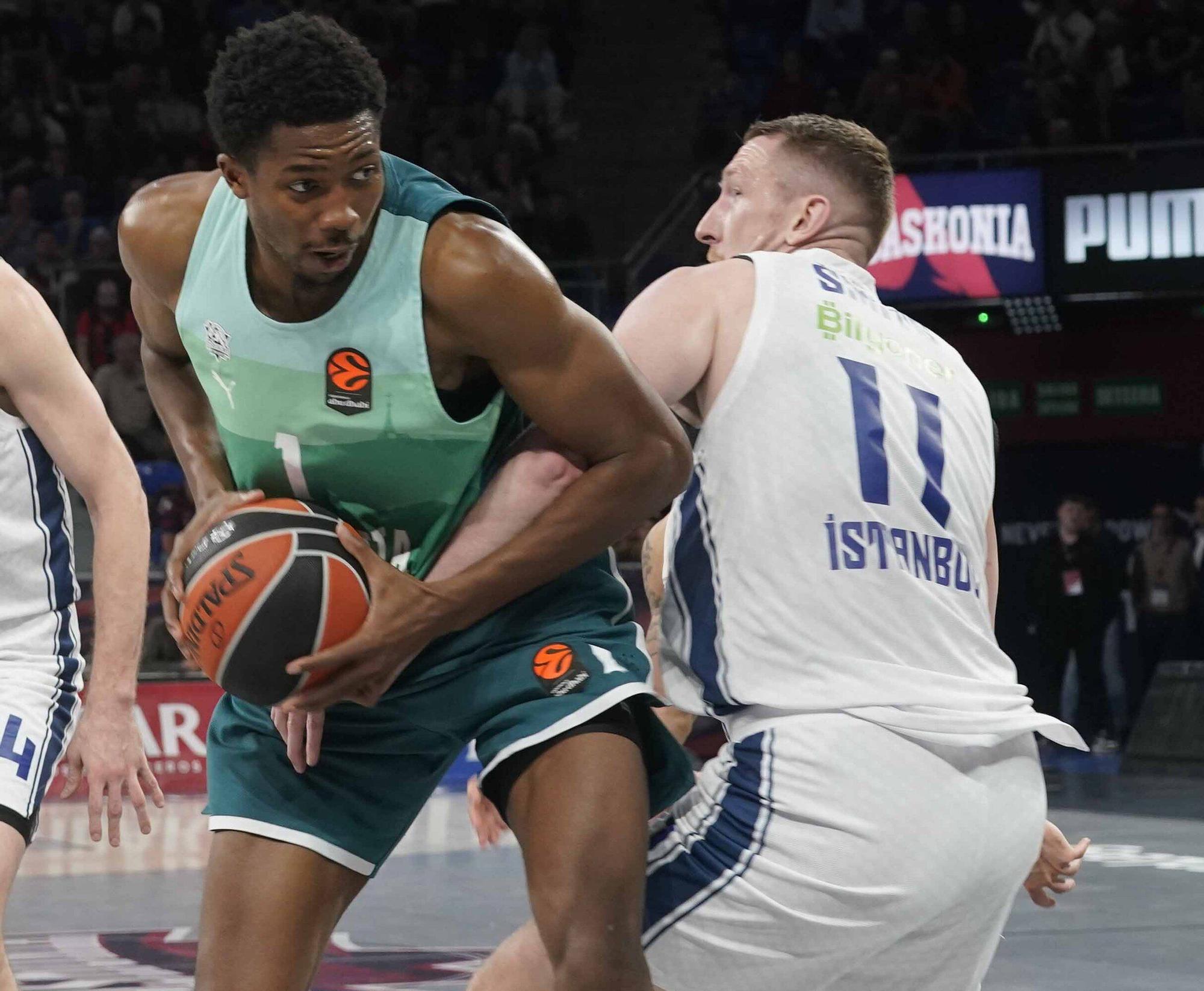 Las mejores imáganes del Baskonia 86-75 Anadolu Efes