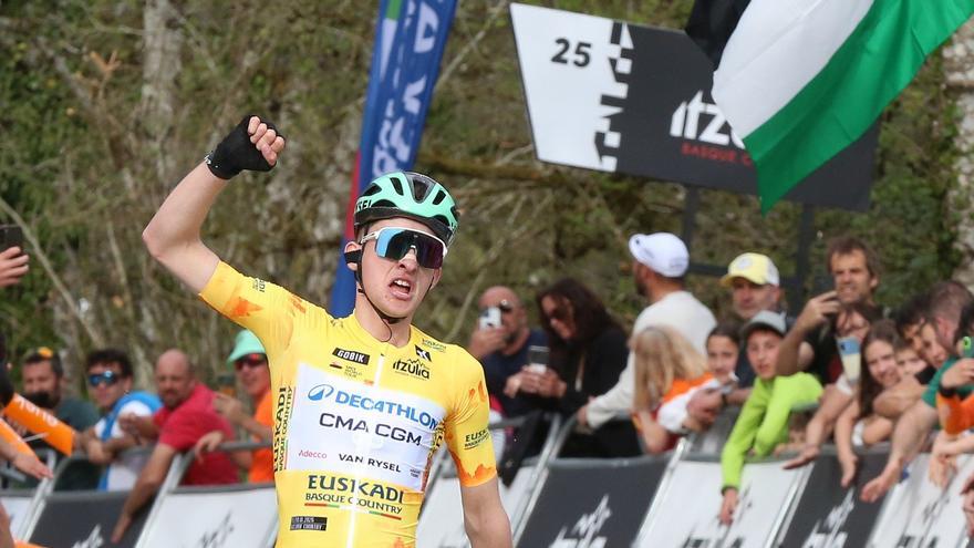 Fotos de la Etapa 2 de la Itzulia, Pamplona - Cuevas de Mendukilo