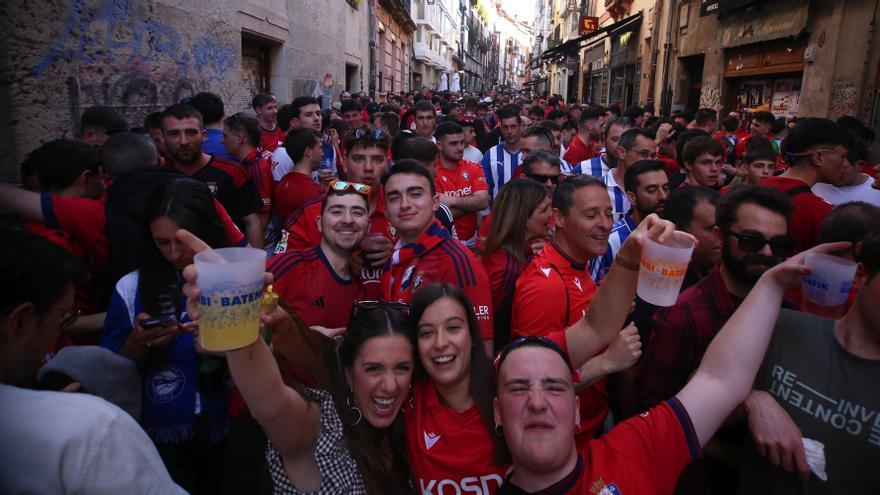 San Fermín rojillo en Vitoria